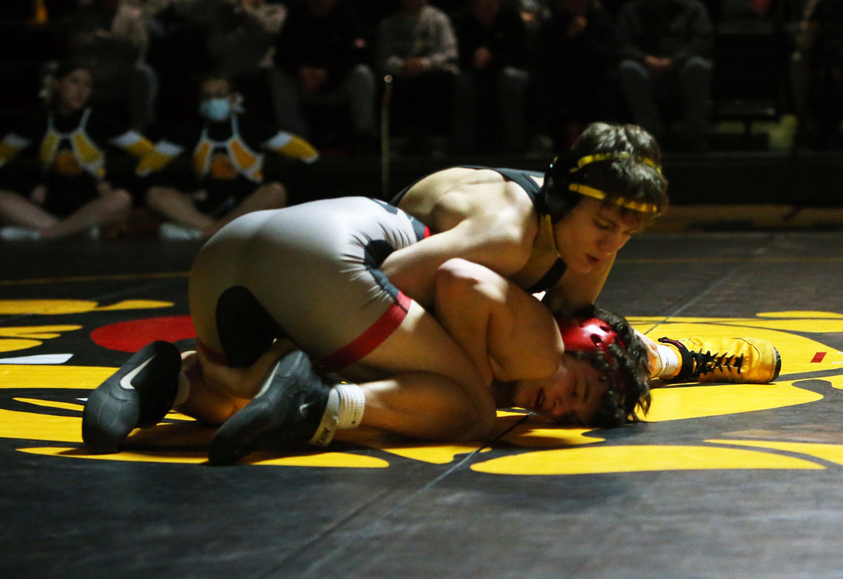 010622-qc-spt-ns-bett wrestling003.JPG